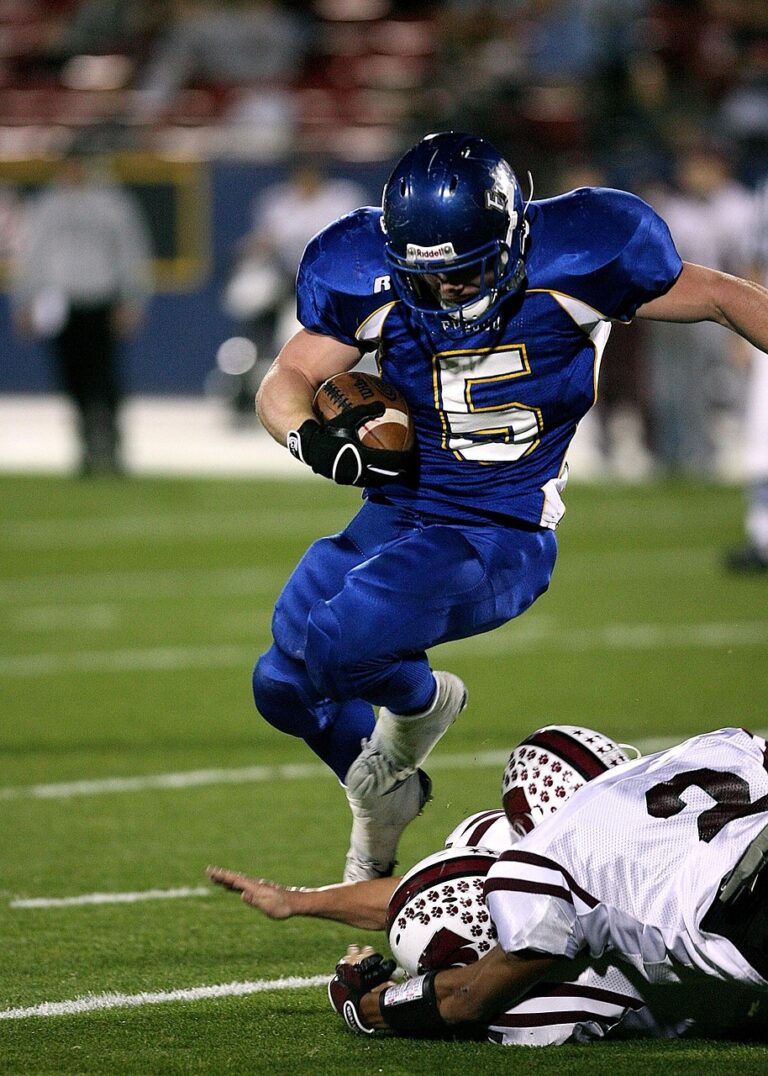 american-football-1590285_1280