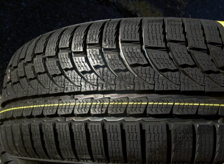 tire-4636196_1280